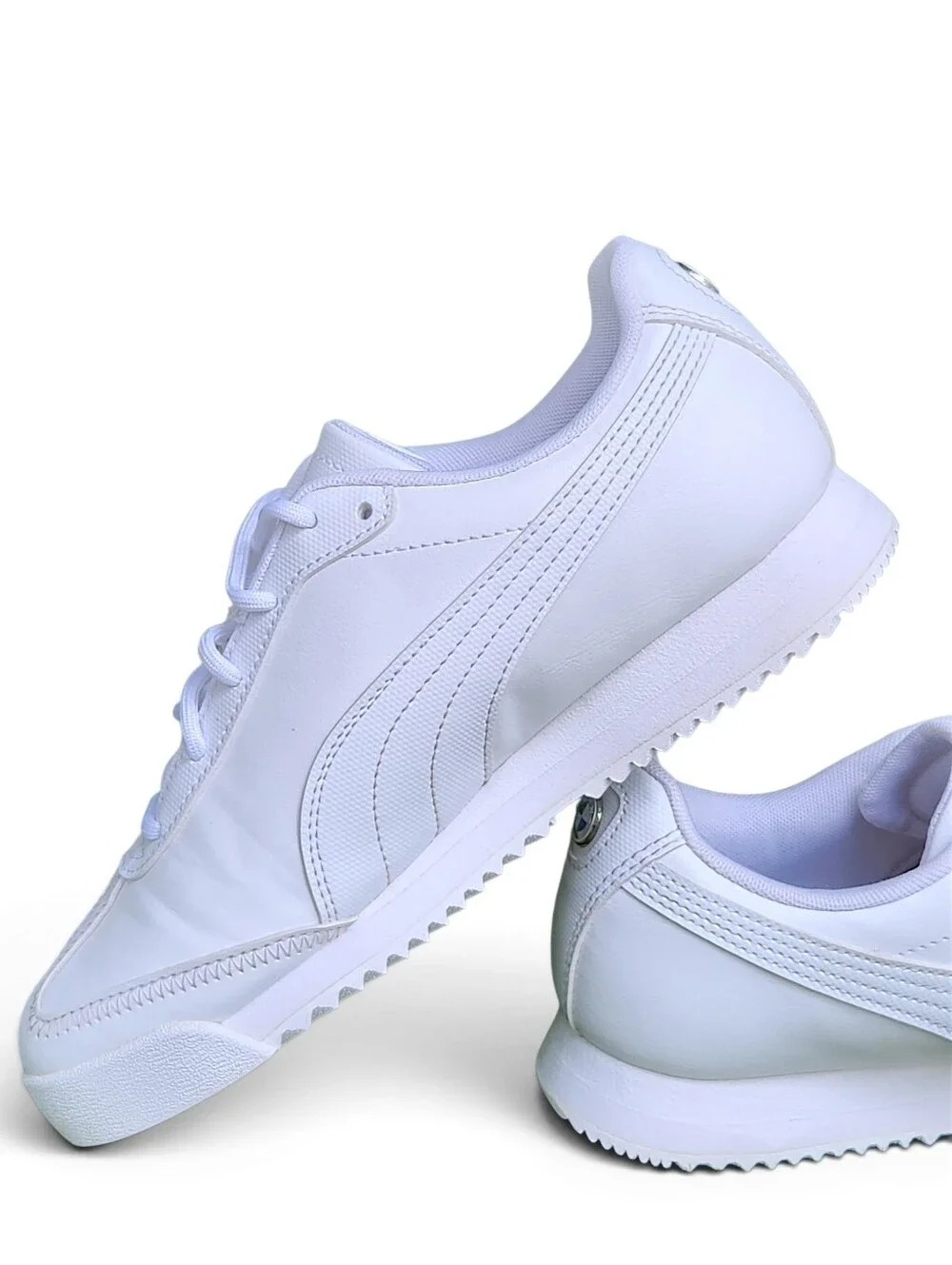 Puma BMW Motorsport Roma Classic Casual White/Blue/Red Big Boys Size 5 Youth